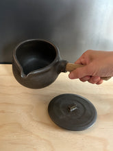 Load image into Gallery viewer, Milk pot - Black by Katsufumi Baba