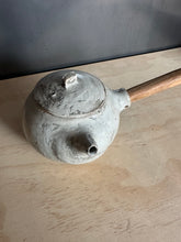 Load image into Gallery viewer, Tea pot  - Hakeme