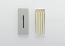 Load image into Gallery viewer, Japanese candles with natural sumac wax