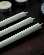 Load image into Gallery viewer, Japanese candles with natural sumac wax