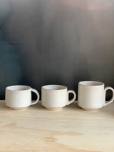 Load image into Gallery viewer, mug / C - handle