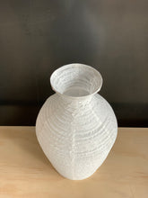 Load image into Gallery viewer, Paper Vase #3