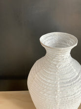 Load image into Gallery viewer, Paper Vase #3