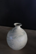 Load image into Gallery viewer, Bud Vase - Pink Salt