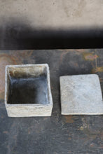 Load image into Gallery viewer, Container / Minako Sakurai