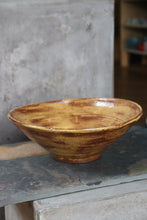 Load image into Gallery viewer, Large bowl / Jino ceramics