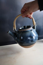 Load image into Gallery viewer, Teapot (Large) / Sodeshi