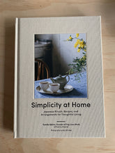 Load image into Gallery viewer, Book : Simplicity at  Home By Yumiko Sekine (Fog line works)