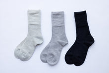 Load image into Gallery viewer, merino wool socks - YARN nz
