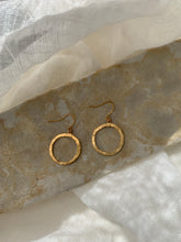 Load image into Gallery viewer, Brass earrings  round medium