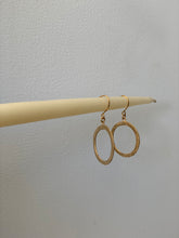 Load image into Gallery viewer, Brass earrings  round medium