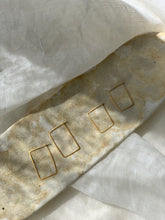 Load image into Gallery viewer, Brass earrings  square