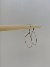 Load image into Gallery viewer, Silver earrings drop medium