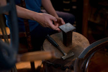 Load image into Gallery viewer, Silver earrings 3 rings