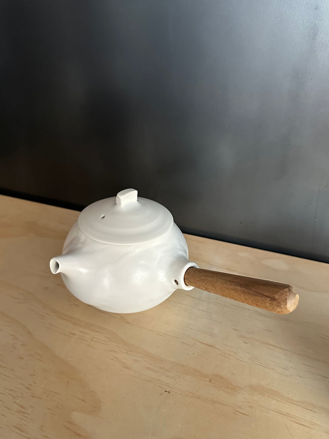 Tea pot  - White
