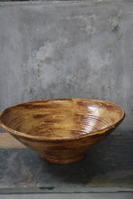 Load image into Gallery viewer, Large bowl  / Jino ceramics
