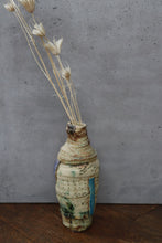 Load image into Gallery viewer, Vase / Kim Hono
