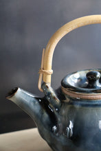 Load image into Gallery viewer, Teapot  (Large) / Sodeshi
