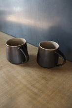 Load image into Gallery viewer, Mug cup /  Yuki Watanabe
